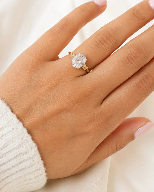 Anillo Circón Solitario